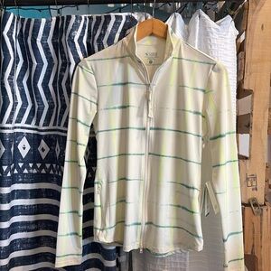 Carve Designs Full-Zip Sunshirt